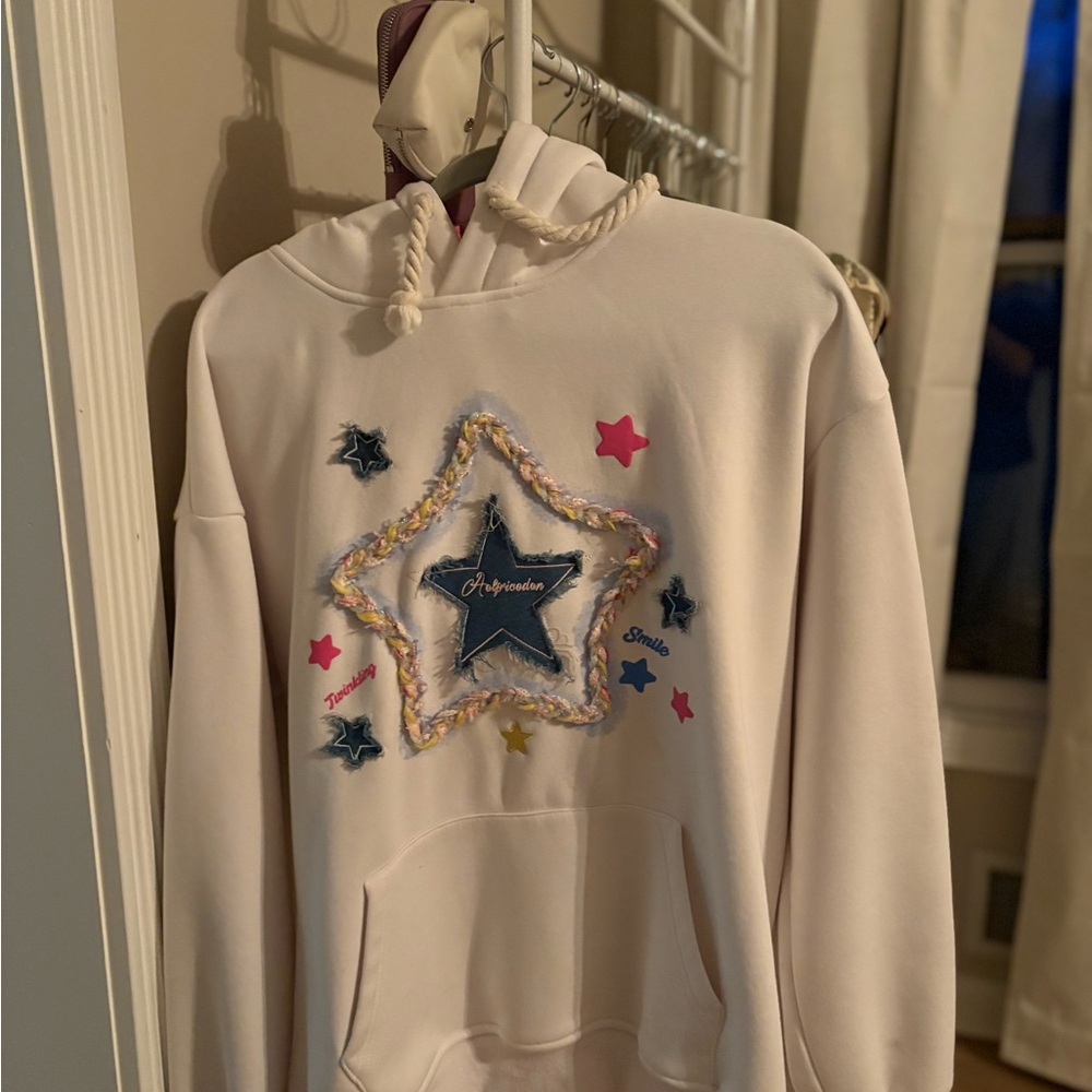Aelfric Eden White Hoodie with Star Embroidery